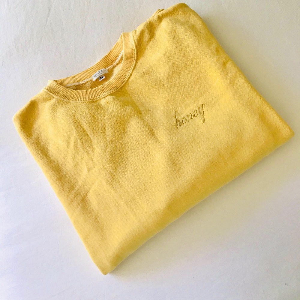 Brandy Melville Honey Pullover - Picture 1 of 1